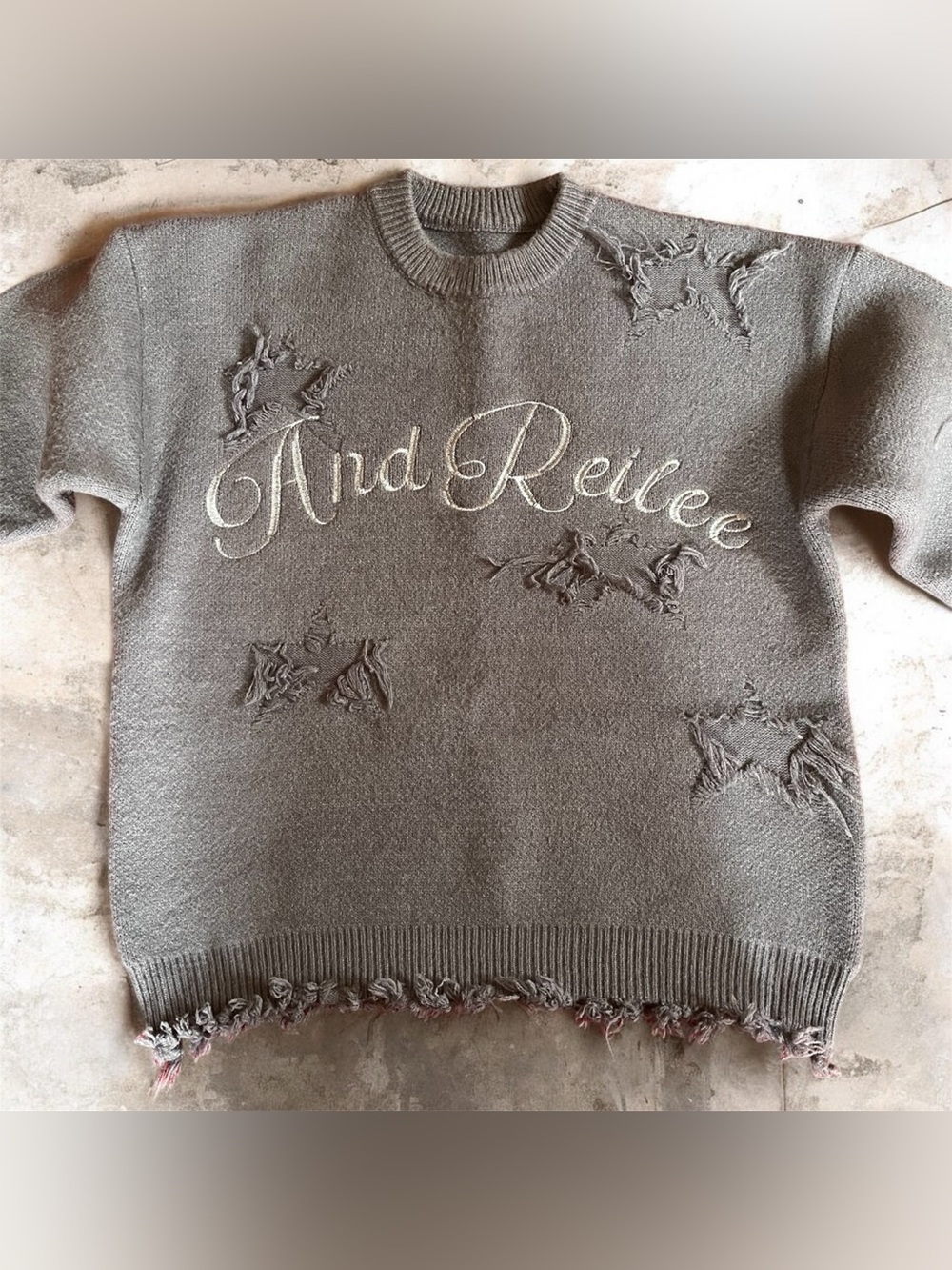 And Reilee Distressed Sweater - Picture 1 of 4